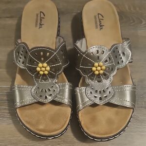 Clarks Women's Metallic Bronze Sandals